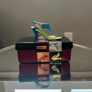 Just The Right Shoe figurine